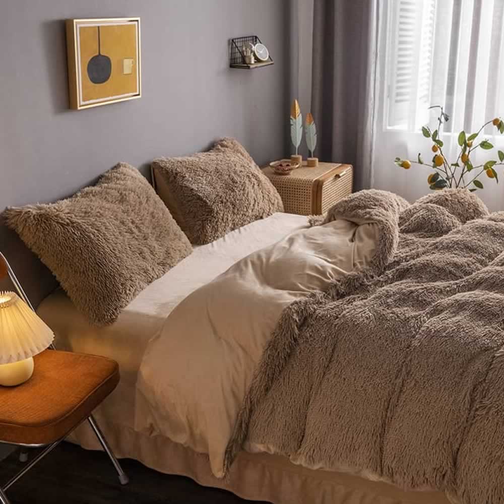 Luxury Plush Shaggy Bedding Set, Brown / King 6 Piece Set